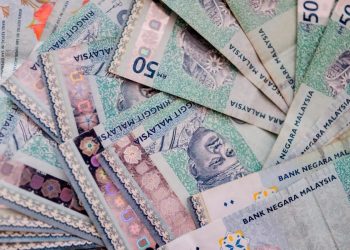 Ringgit Kekalkan Rentak Tinggi, Krisis Fed Gugat USD