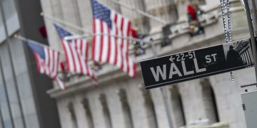 Pasaran Wall Street Jatuh Mendadak, Kebimbangan AI Hantui Pelabur!