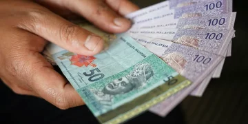 Ringgit Dibuka Tinggi Pada 3.88 Berbanding USD
