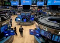 Wall Street Merosot, Konflik Di Timur Tengah Semakin Tegang!