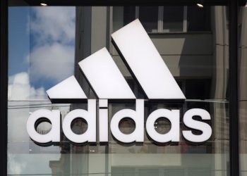 Saham Adidas Menjunam, Konflik Timur Tengah Punca Utama?