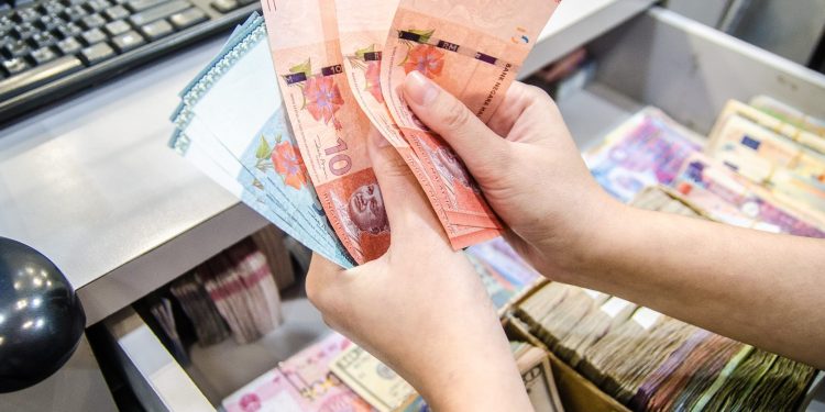 Ringgit Stabil Tinggi, Pegang RM3.92 Berbanding USD
