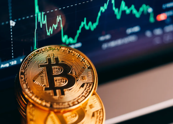 Bitcoin Kembali Ke $74,000 Kerana Sokongan ETF Spot?