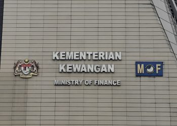 MOF Cadang Potong RM5.4 Bilion Bajet Kesihatan & IPT