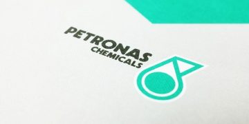 Saham PETRONAS Chemicals Melonjak 100% Sejak Perang AS-Iran Tercetus!