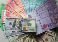 Ringgit Catat Prestasi Bercampur, Dolar AS Kekal Kukuh