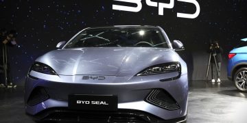 Jualan EV BYD Menjunam 8 Bulan Berturut-Turut