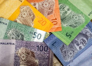 Ringgit Susut Menjelang Data KDNK