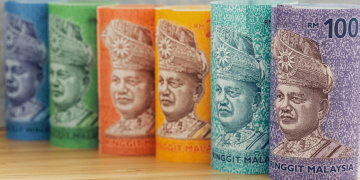 Ringgit Susut Berbanding USD Menjelang Data Inflasi AS