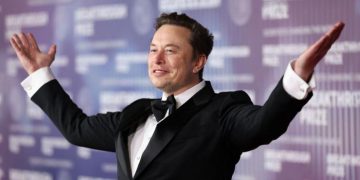 Ini 8 Perniagaan Yang Membina Kekayaan Elon Musk