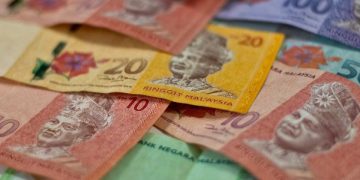Ringgit Intai RM4.04 Ketika Ketegangan AS-Iran Memuncak
