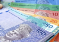 Ringgit Dibuka Tinggi, Pasaran Tunggu Isyarat Fed