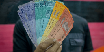 Ringgit Dibuka Pada RM4.08, Tumpuan Beralih Kepada Data ISM AS