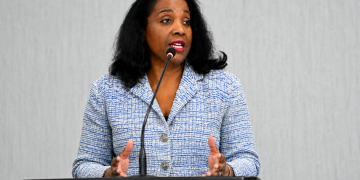 Trump Nak Pecat Gabenor Fed Lagi? Lisa Cook Tampil Lawan Tuduhan