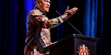 PRU Ditangguh Lagi? Anwar Kini Berdepan Tekanan Politik