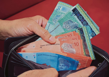 Ringgit Dibuka Tinggi Menjelang FOMC