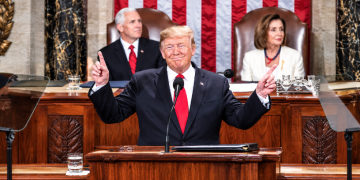 Ringkasan Pagi: AI Mula Goyah, Trump Tangguh Serangan