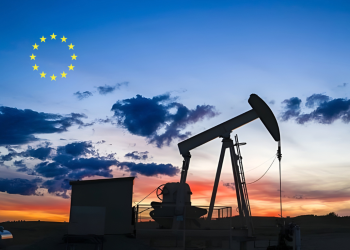 Minyak Dunia Terjun 3%, EU Sedia Gunakan Rizab Diesel Sendiri!