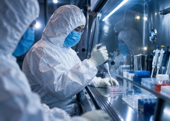 Dari Perang Ke Krisis Biologi: Trump Tiba-tiba Hulur Bantuan Kepada Moscow?